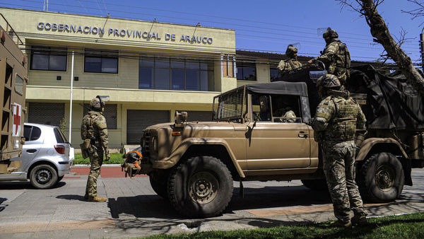 حمله سارقان به منزل وزیر دفاع شیلی