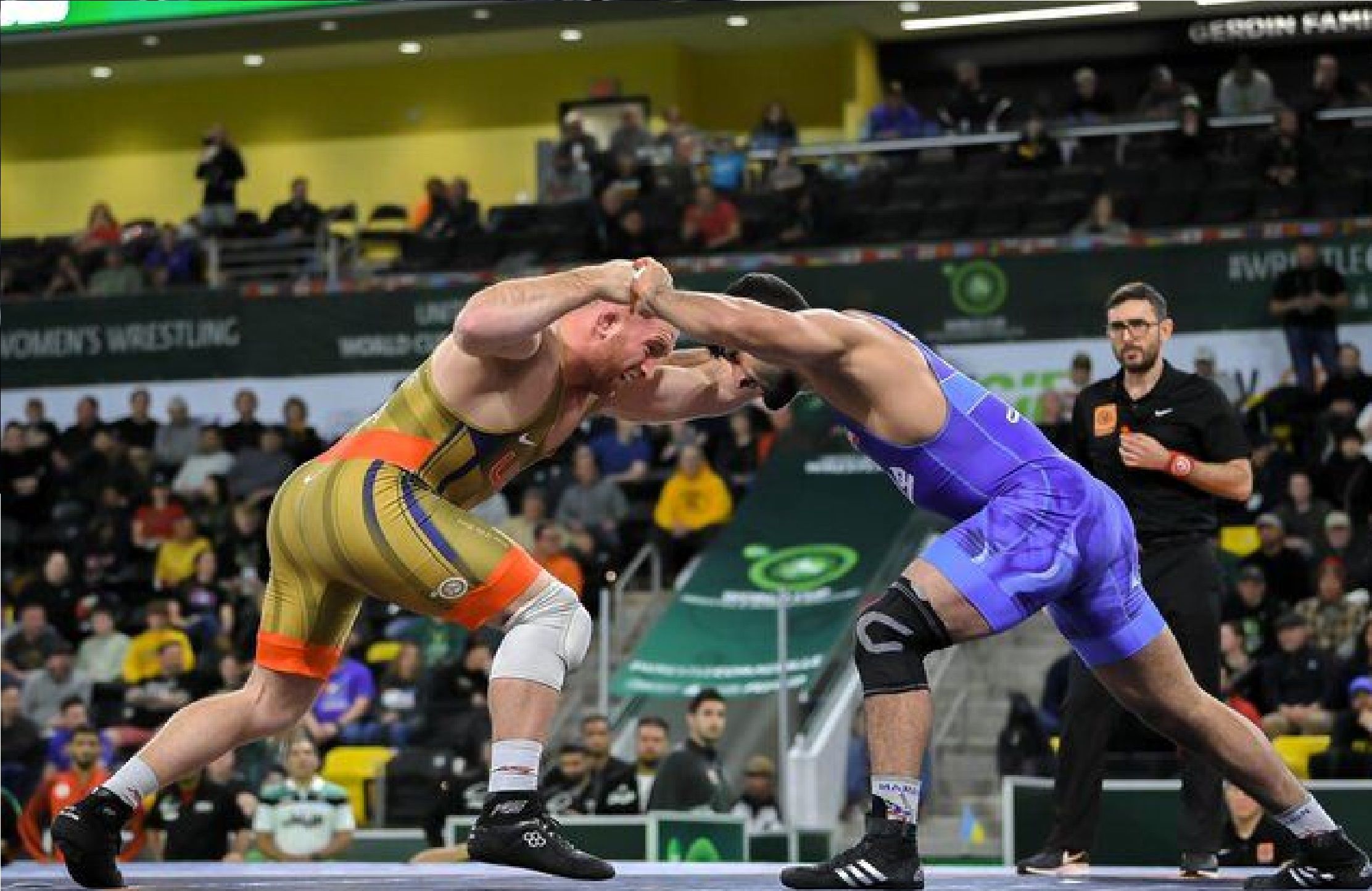 آبگوشتخوری قهرمانان کشتی آزاد + فیلم