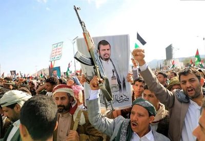 الأخبار مدعی شد؛ پیشنهاد آتش‌بس عربستان به انصارالله از طریق عمان