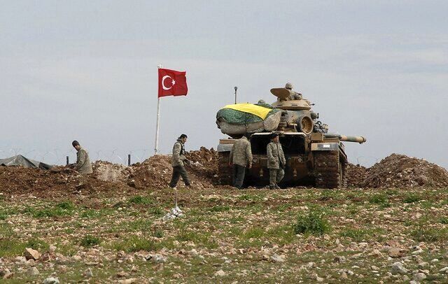 حمله ترکیه به یک پایگاه روسیه و ۶ روستا در شرق سوریه