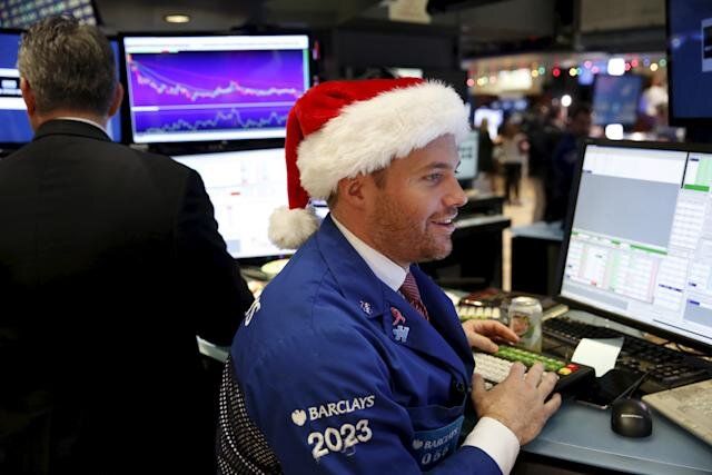 بابانوئل بازار سهام را صعودی می کند؟