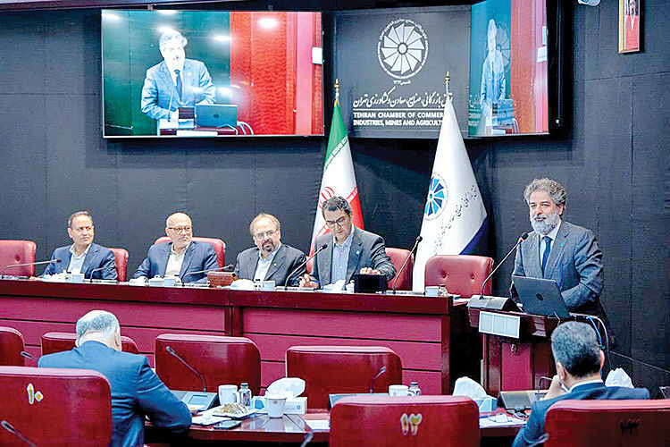 ضرورت حمایت ویژه از صنایع