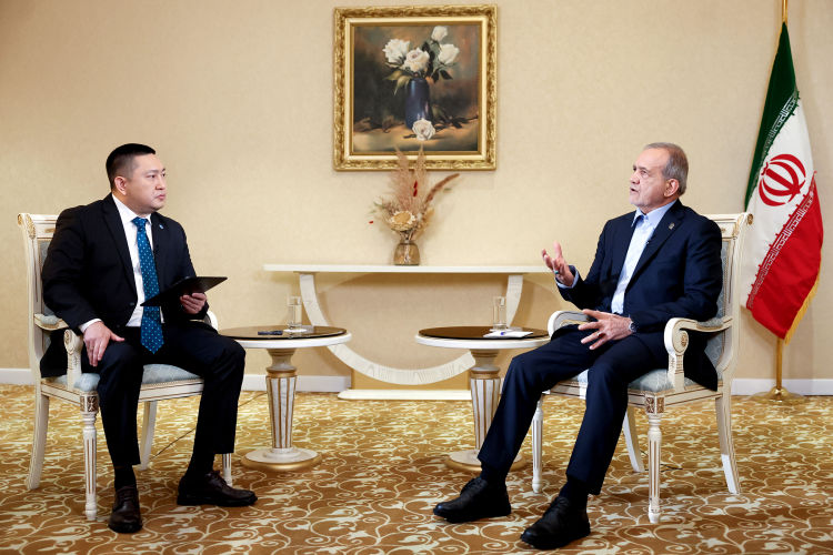 پزشکیان: حفظ تعادل اکولوژیک دریای خزر به نگاه مشترک کشورهای منطقه نیاز دارد/ وقتی مسیرها تسهیل شود، بستر ارتباطات گسترده خواهد شد