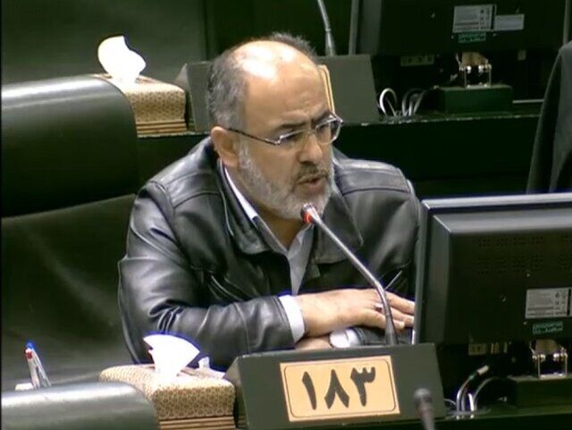 موافق کلیات بودجه ۱۴۰۲: به واقعیت های موجود توجه شده است