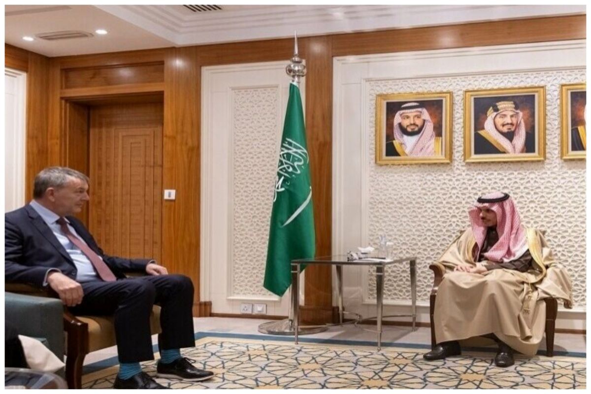 رایزنی وزیر امور خارجه عربستان با مدیرکل آنروا