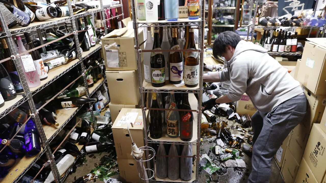 زلزله ۷ ریشتری فوکوشیمای ژاپن را لرزاند