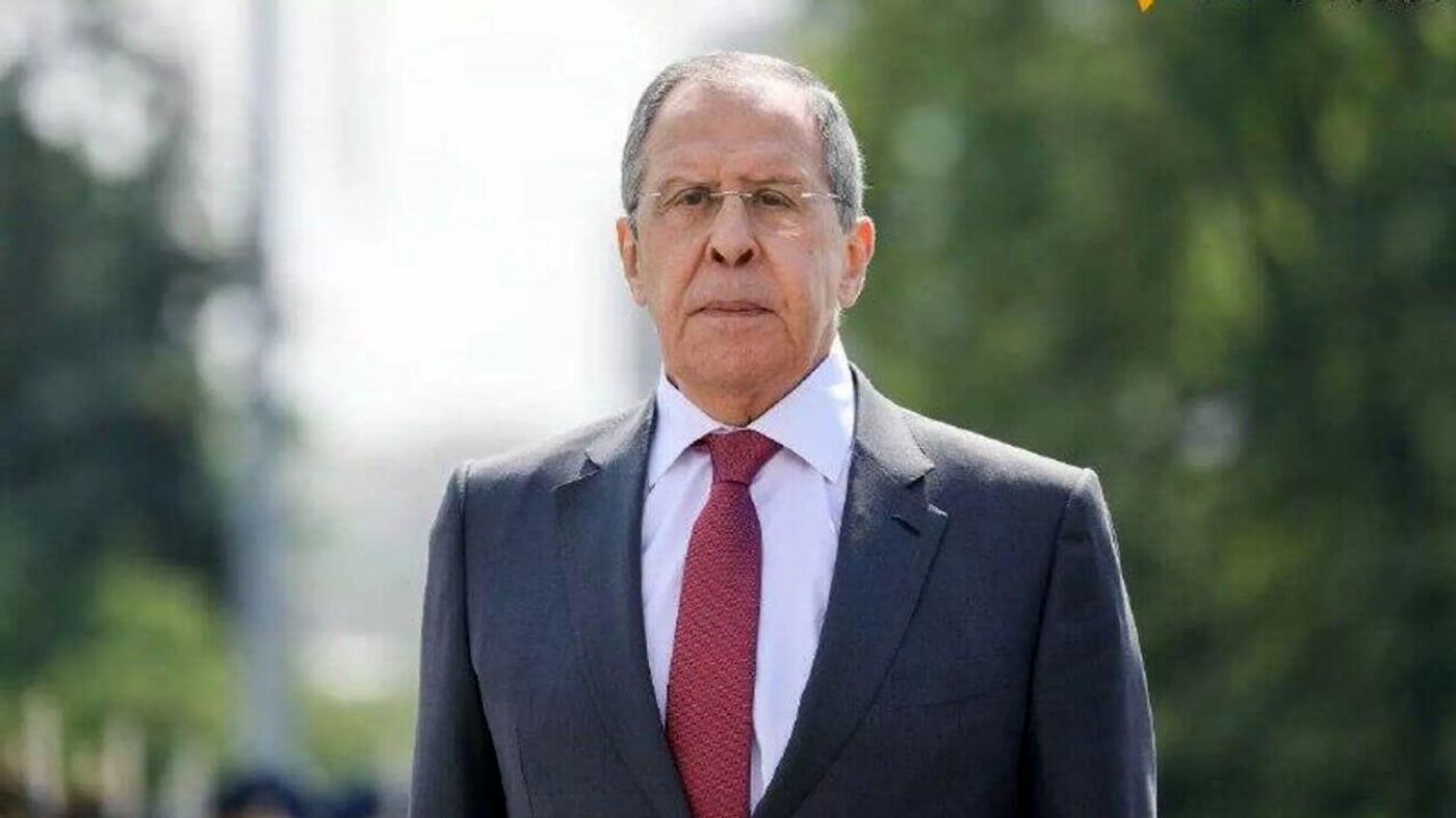 لاوروف در راس هیأت «پیش‌قراول» روسیه و با لباس «شوروی» وارد آلاسکا شد
