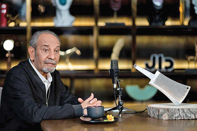 تلویزیون انگار بچه‌های چهار پنج ساله  را نصیحت می‌کند!