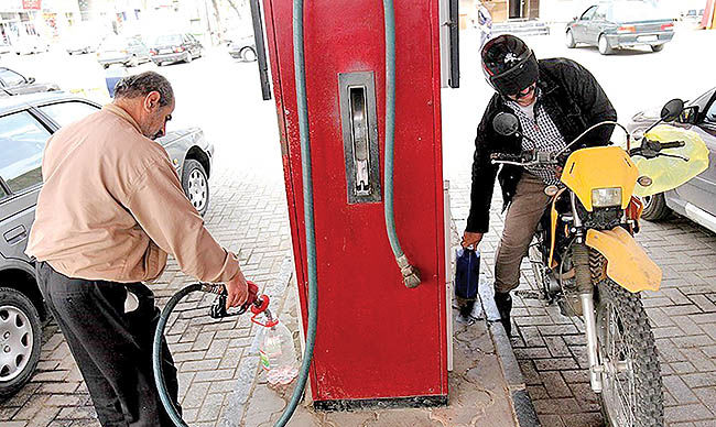 بازخوانی دو طرح بنزینی