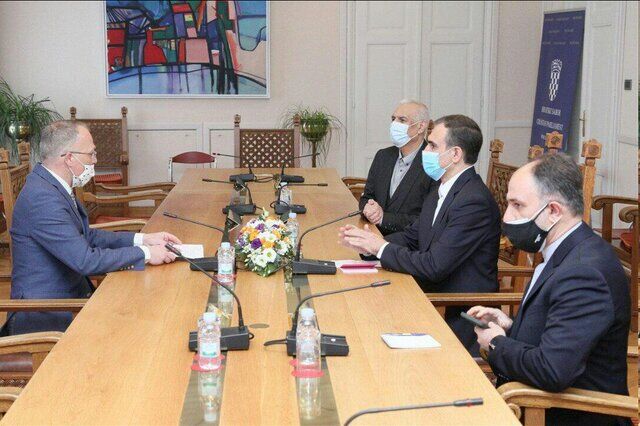 دیدار سفیر ایران با رئیس گروه دوستی پارلمانی کرواسی با ایران