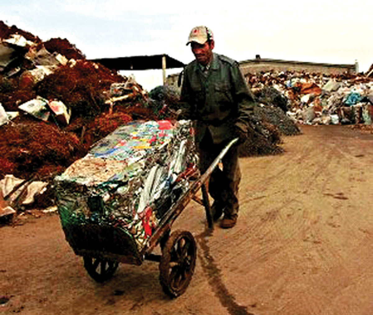 جنگ در لبنان  بازار آهن قراضه را با کمبود مواجه کرد