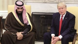 ترامپ از نوشیدن قهوه عربی طفره رفت