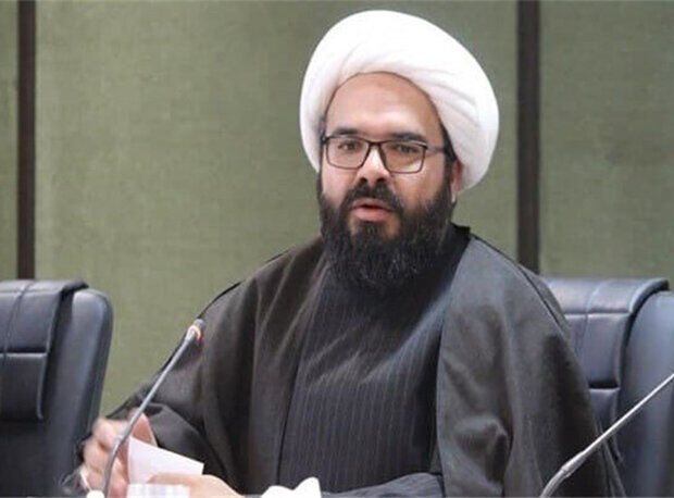 مخالف وزیر پیشنهادی آموز و پرورش: برنامه شما برای حذف مافیای کتب درسی چیست؟