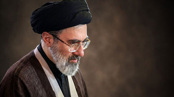 تاکید رهبری بر اعتماد به مسوولان