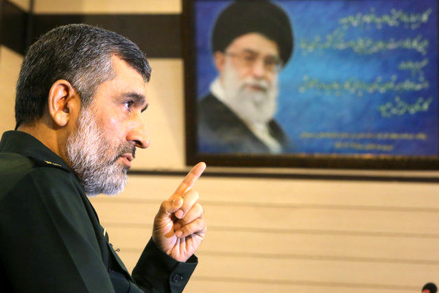 هشدار سردار سلیمانی به حسن روحانی /می خواهی مثل احمدی نژاد شوی؟