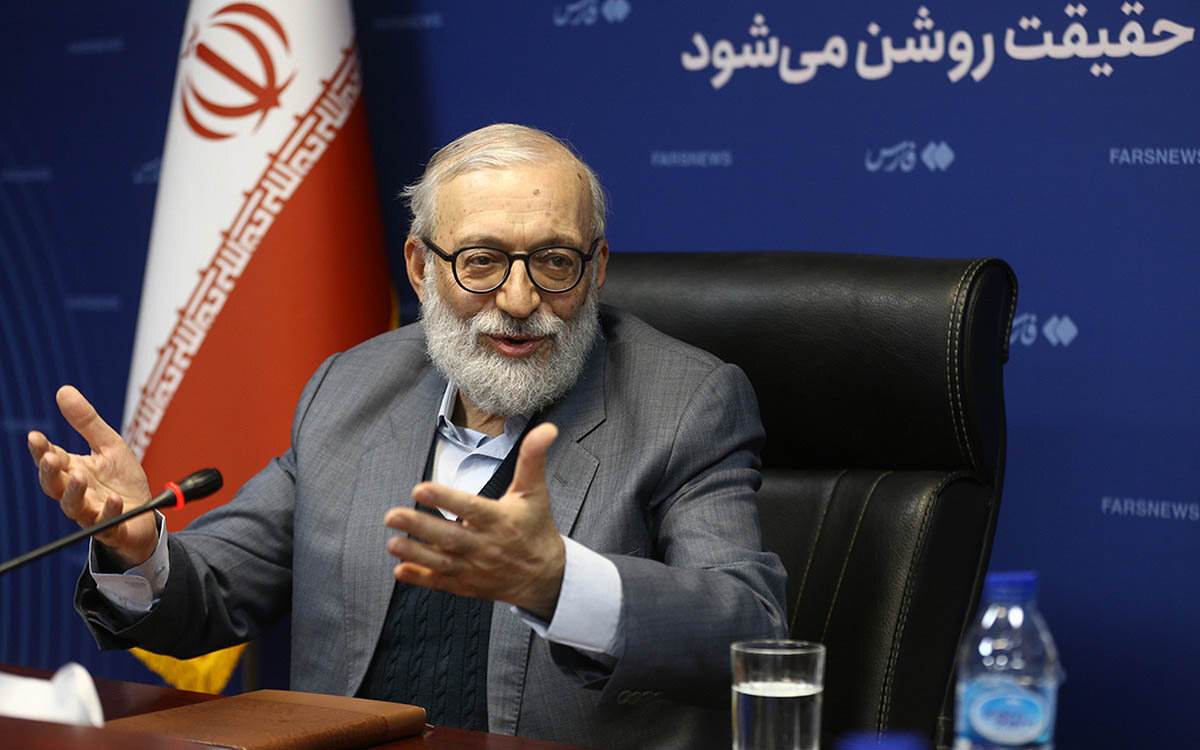 لاریجانی: فضای مجازی نباید بدون دروپیکر باشد