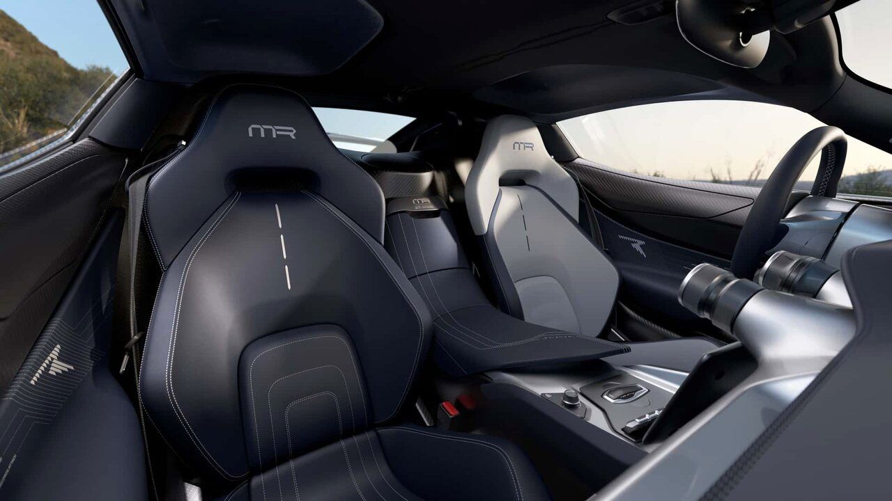 در تمام دنیا، فقط ۱۰ نفر مالک این خودرو می‌شوند