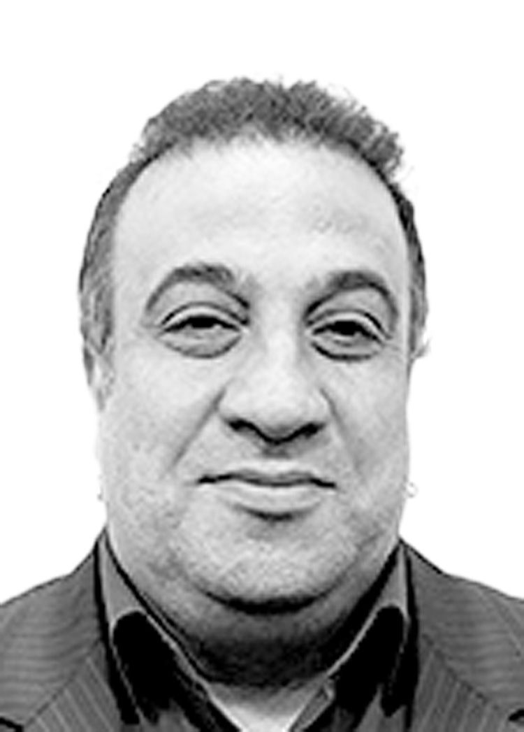 مهرداد  اکبریان