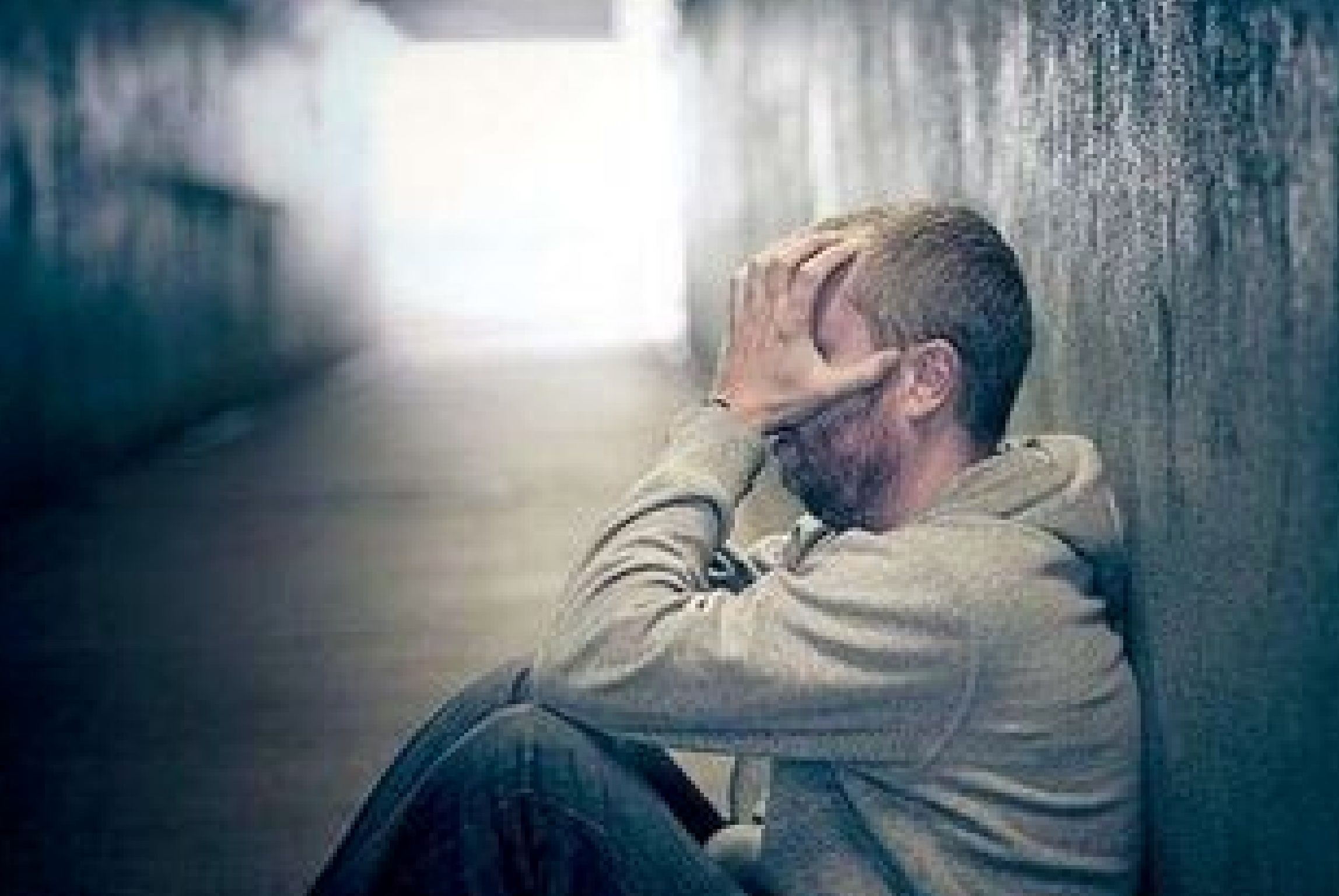 درگیری شدید اسرائیلی‌های بی‌خانمان شده در اثر حملات قدرتمند موشکی ایران
