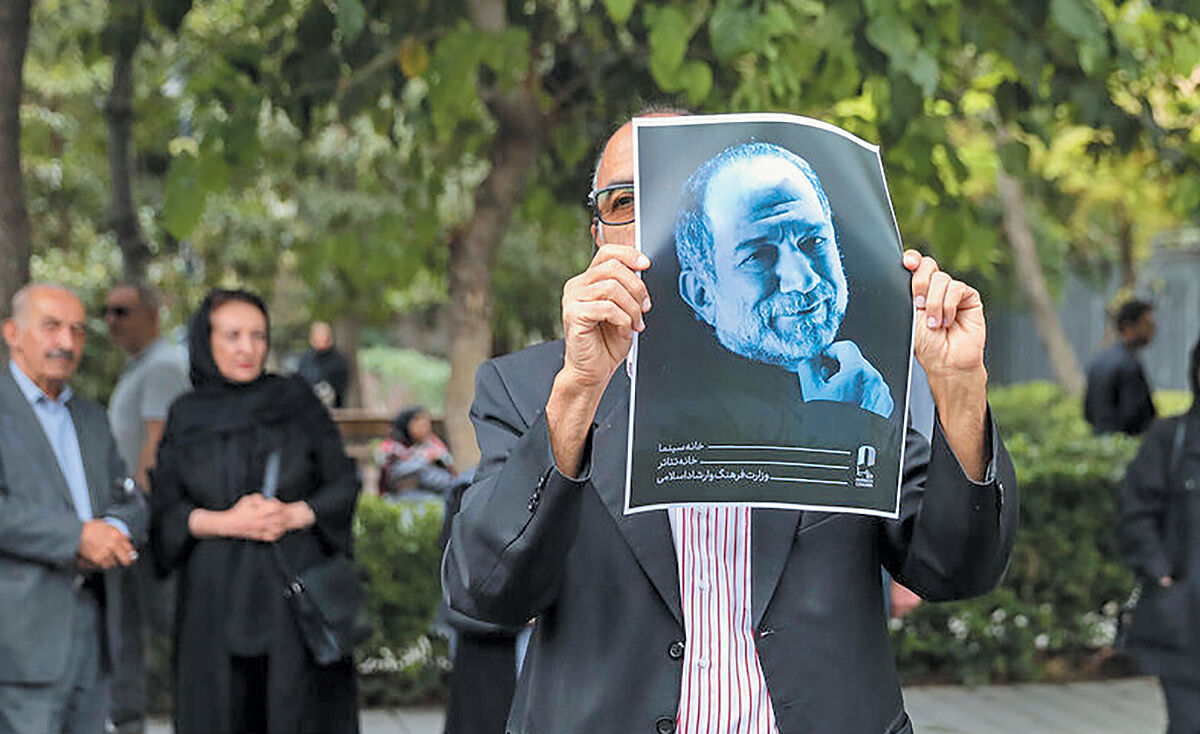 مردی شبیه خودش