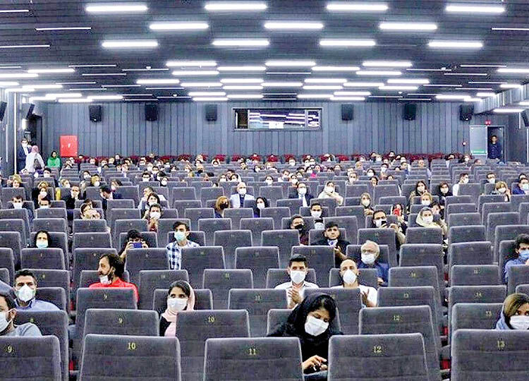 ضربه هزار میلیاردی کرونا به سینما