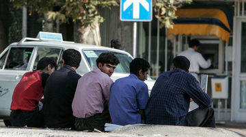  نرخ بیکاری جمعیت ۱۵ساله و بیشتر ۷.۴ درصد در تابستان است