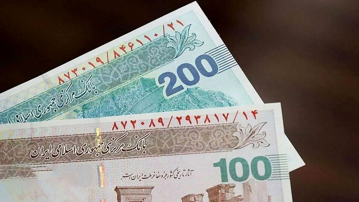 مردم نگران نباشند؛ واحد پول ملی ریال باقی می‌ماند