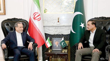 دو روایت از مذاکرات عراقچی