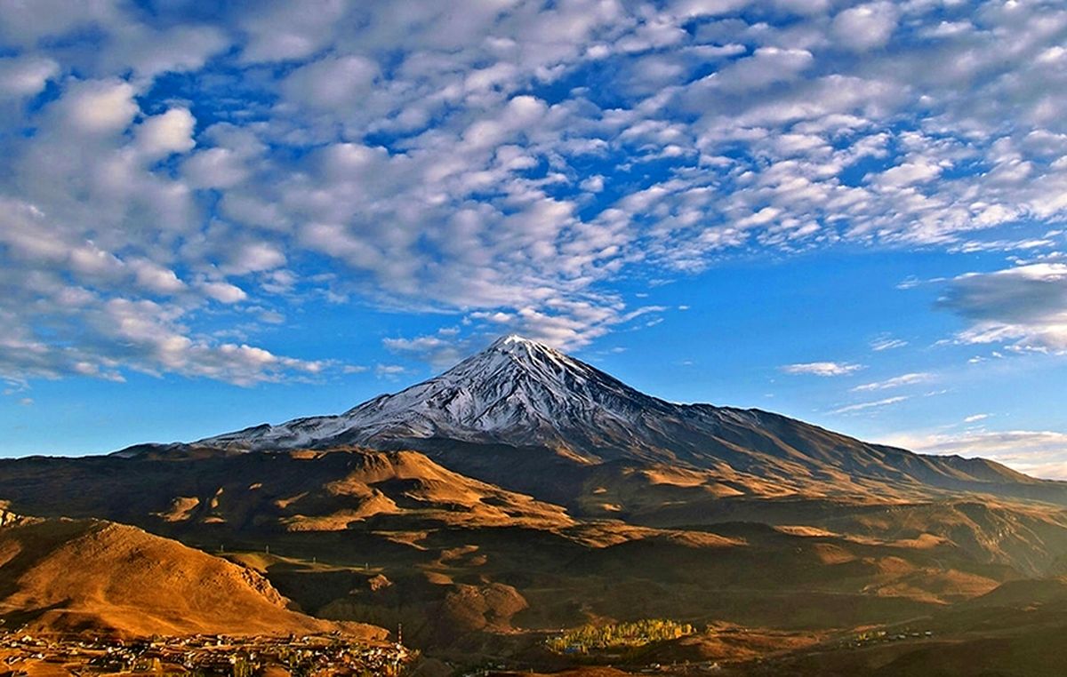 دماوند دیگر یک قله برفی نیست/ علت چیست؟