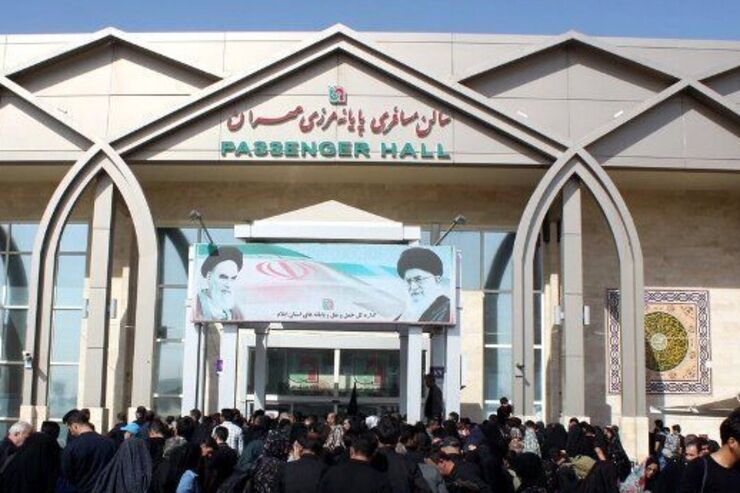 مرز مهران برای تردد زوار باز شد