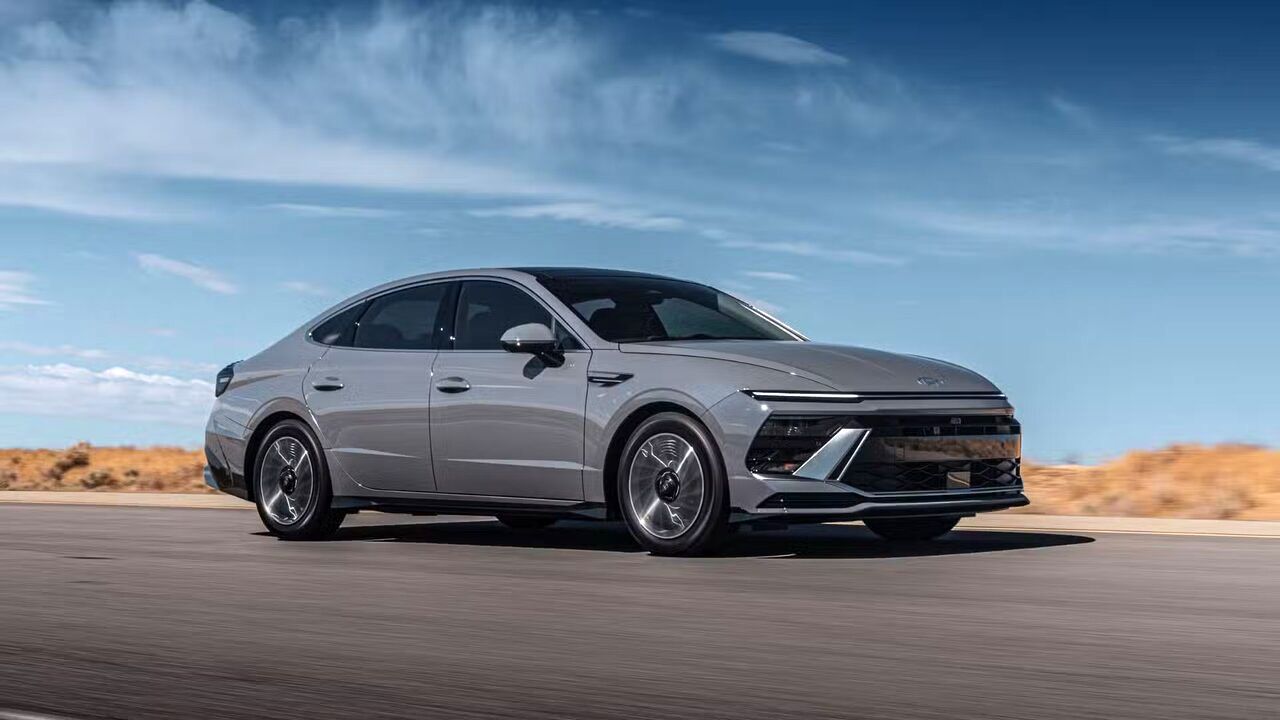 کم‌مصرف‌ترین خودروهای بنزینی و هیبریدی را بشناسید