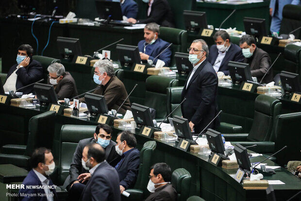 موافقت مجلس با یک فوریت طرح حمایت مالی از افشاگران فساد 