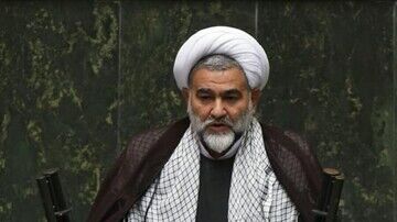 جوانان در روستاهای اطراف تهران خانه اجاره کنند و با مترو سر کار بروند!