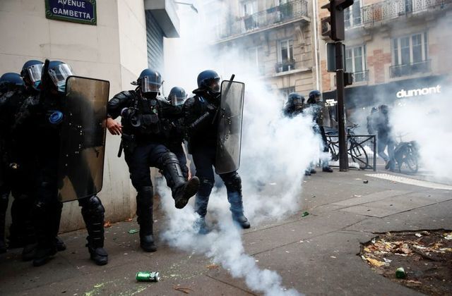 درگیری در اعتراضات فرانسوی‌ها علیه خشونت پلیس 