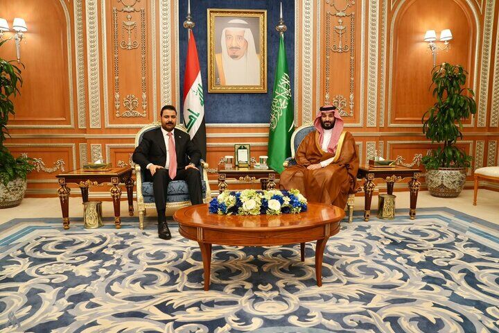 نخست وزیر عراق با ولیعهد عربستان دیدار کرد/ الزیدی چه اطمینانی به بن سلمان داد؟