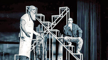 تئاتر پر سود نیست