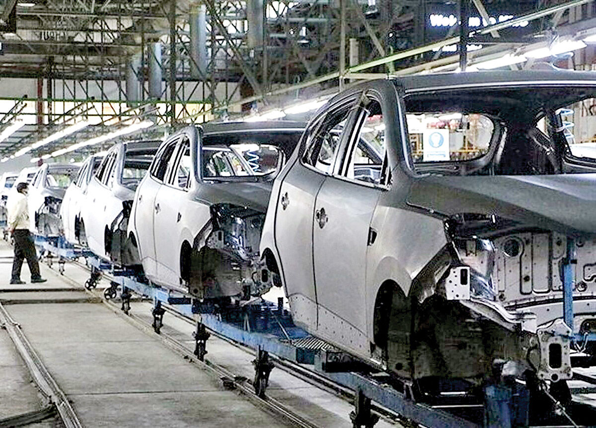 بازگشت صنعت خودرو به مرز  رکود