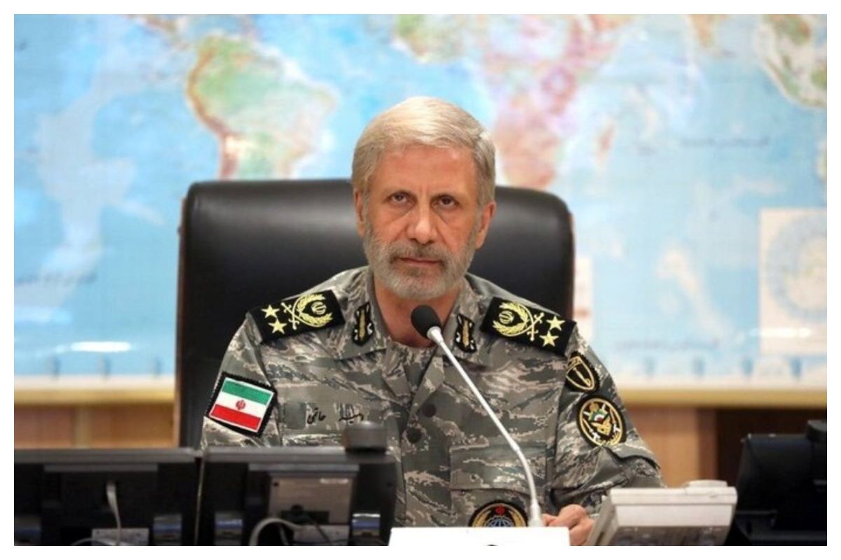 فرمانده کل ارتش: ملت ایران زیربار ظلم و تسلیم نمی‌رود و با نهایت توان برای پیروزی می‌جنگد / جنگ تحمیلی 12 روزه ثابت کرد ادعاهای دشمن دروغ است