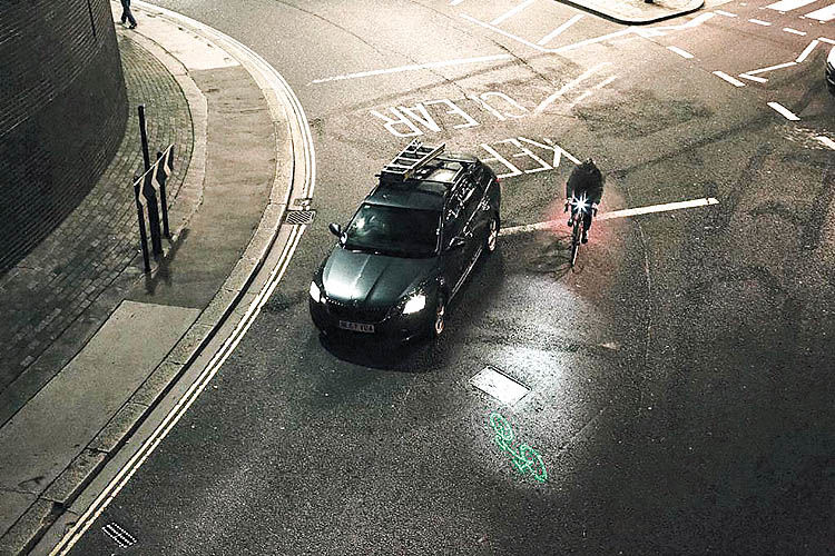  افزایش دید رانندگان به کمک تکنولوژی لیزر