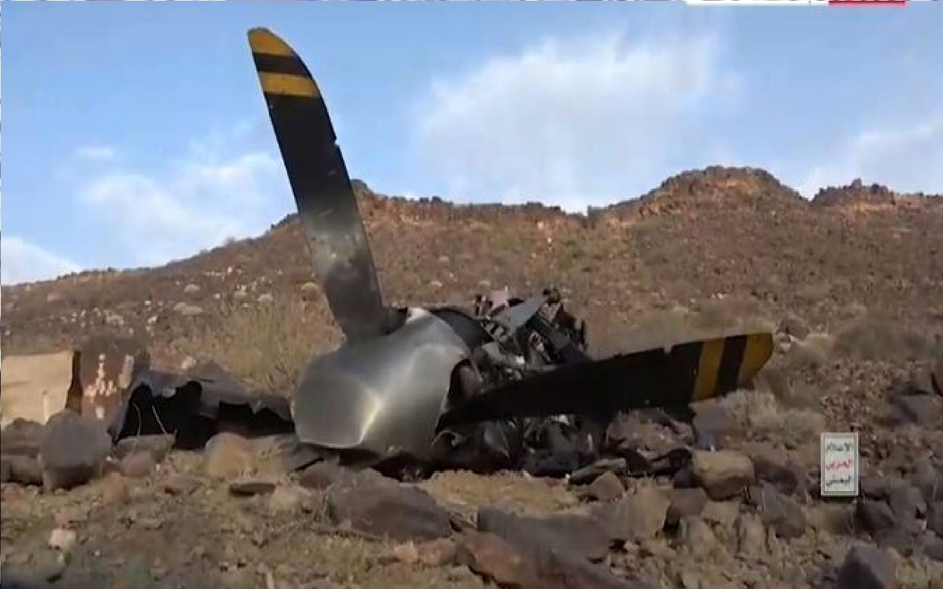 لحظه شکار شدن جنگنده آمریکایی توسط ارتش یمن + فیلم