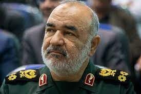 بازدید سردار سلامی از مناطق سیل‌زده فیروزکوه+ عکس