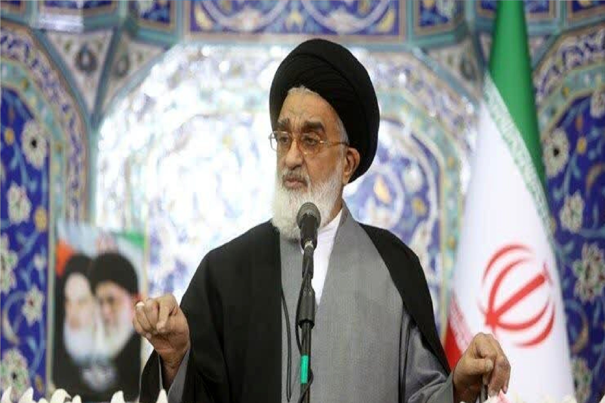 اظهارات امام جمعه قم درباره مذاکرات؛ معنای واقعی برخی پیشنهادهای خارجی برای مذاکره، تسلیم شدن ملت ایران است