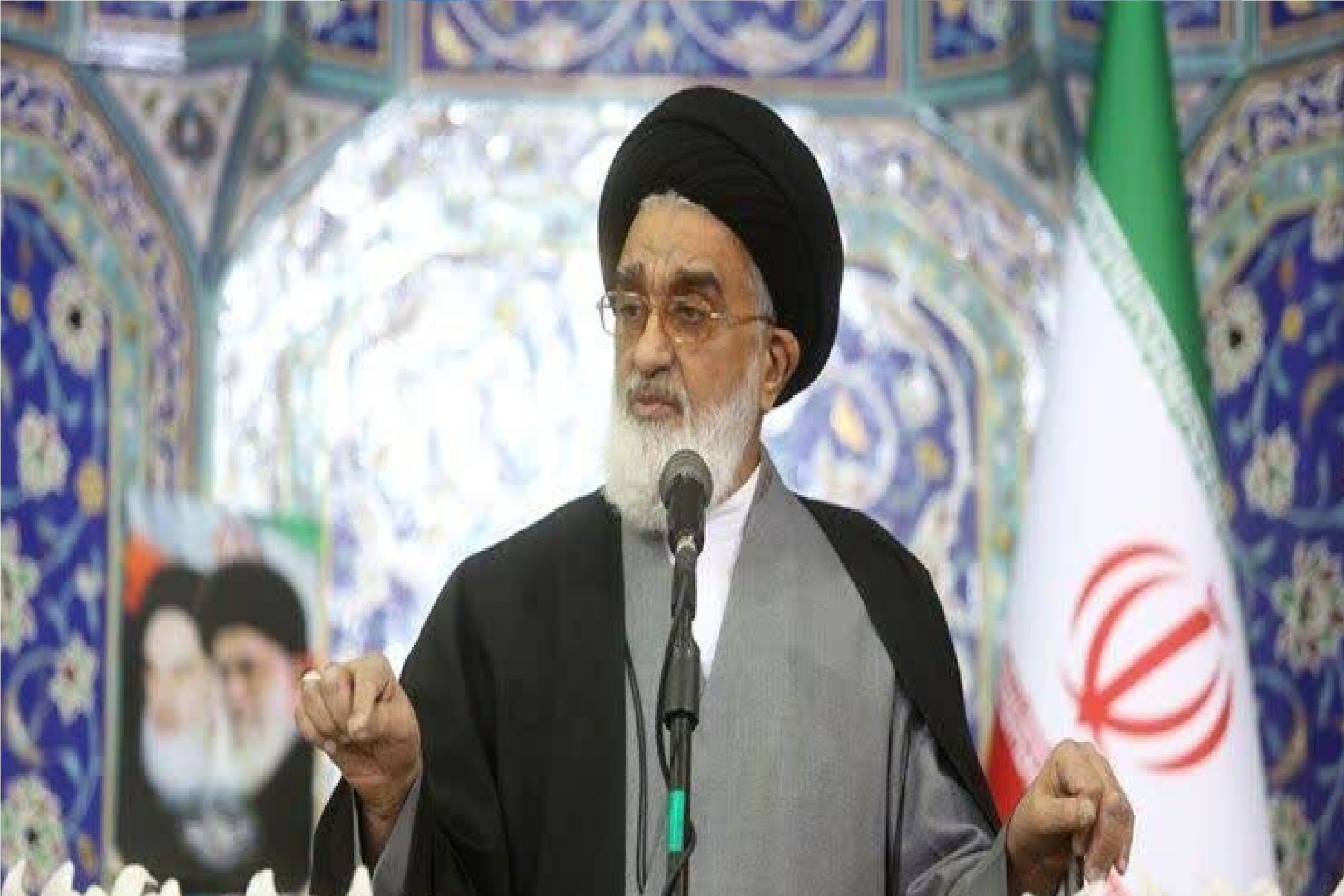 اظهارات امام جمعه قم درباره مذاکرات؛ معنای واقعی برخی پیشنهادهای خارجی برای مذاکره، تسلیم شدن ملت ایران است