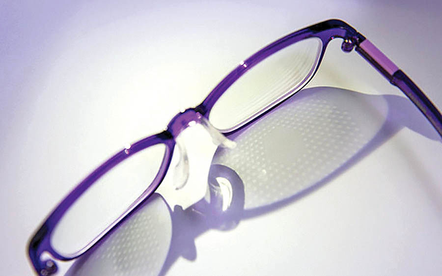 ساخت عینکی برای کند کردن  روند نزدیک‌بینی در کودکان
