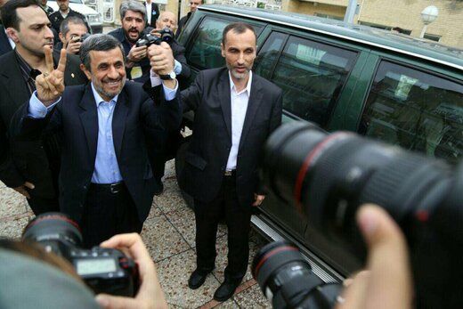 احمدی نژاد: از حرف‌ها و کارهایم پشیمان نیستم /بازجویی می‌کنید از من؟
