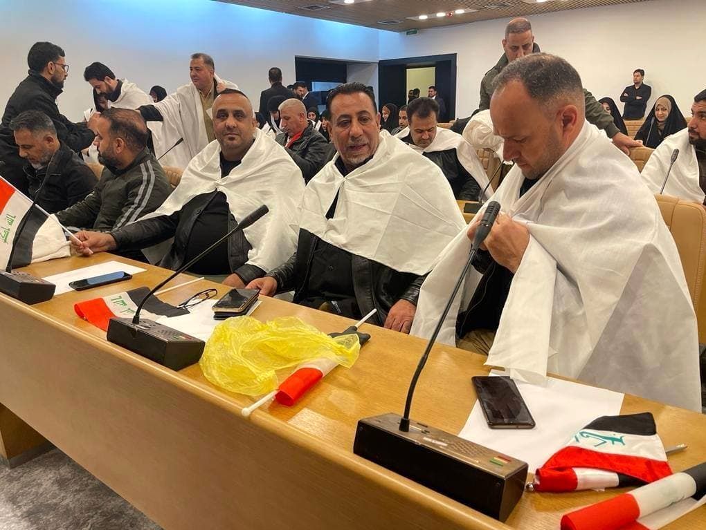 برگزاری نخستین نشست پارلمان جدید عراق با تأخیر چندباره