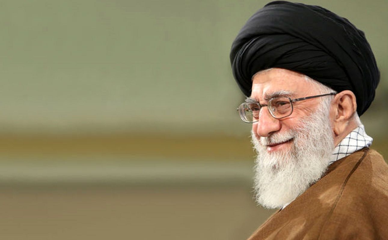 رهبر انقلاب در مراسم ارتحال امام خمینی سخنرانی می کنند