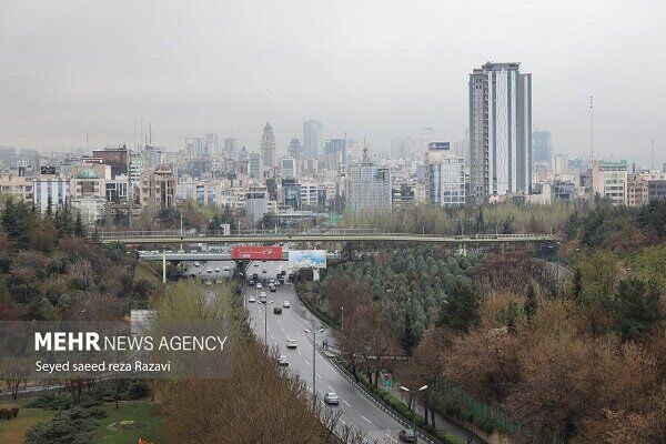 هوای تهران در مرز آلودگی/ هم اکنون قابل قبول است