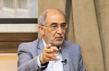 حسین علایی: سیستم دریافت اطلاعات به‌موقع‌ ایران دچار اشکال اساسی است/ در دو جنگ اخیر دستگاه‌های امنیتی نتوانسته‌اند به‌موقع رهبری و فرماندهان را از خطر آگاه کنند