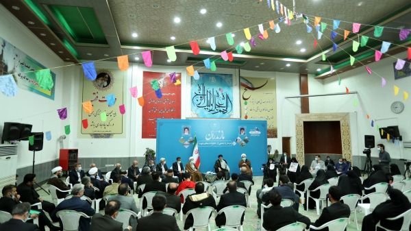 رئیسی: دولت خود را خادم خانواده شهیدان می‌داند